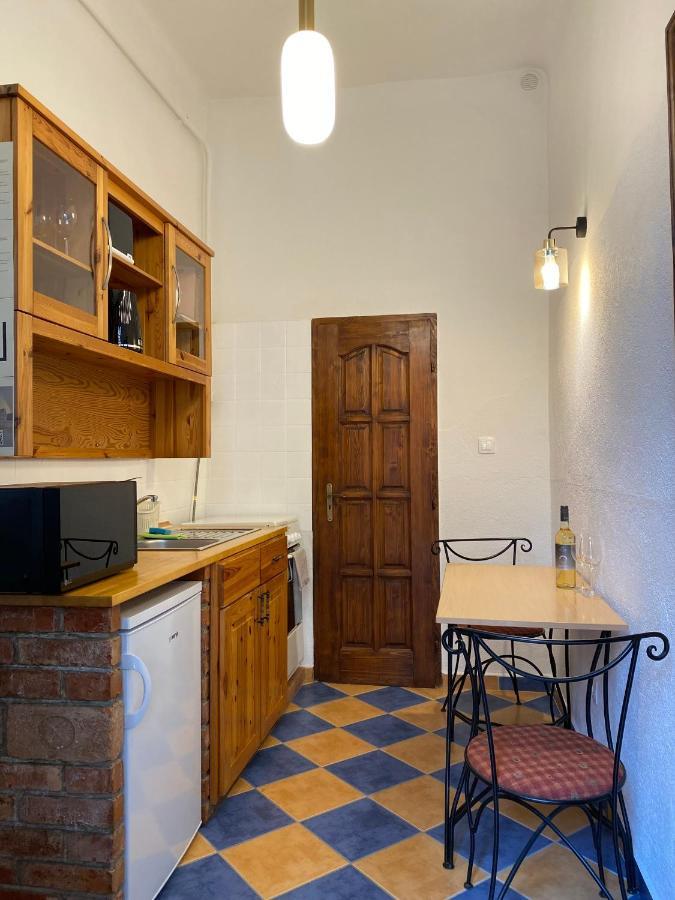Romantic City Centre Flat - Alexandra Apartment Budapeste Exterior foto