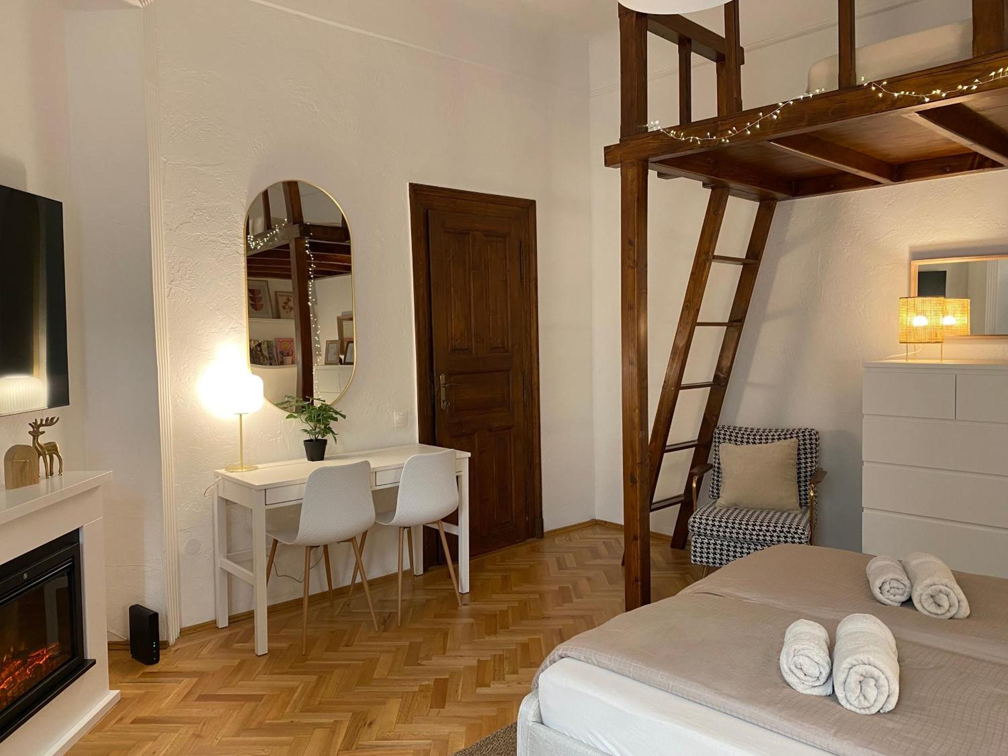 Romantic City Centre Flat - Alexandra Apartment Budapeste Exterior foto